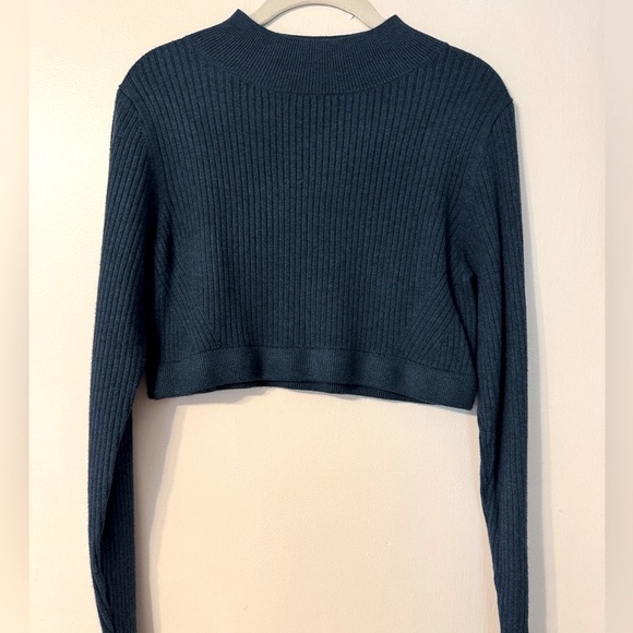 wild fable Tops - Wild Fable Teal Ribbed Knit Cropped Long Sleeve Sweater